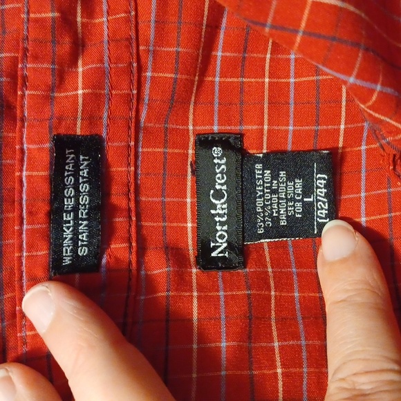 Red button down - Picture 3 of 4